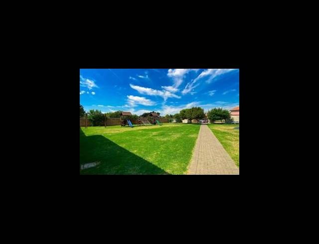 1 BEDROOM TOWNHOUSE FOR SALE IN COMET